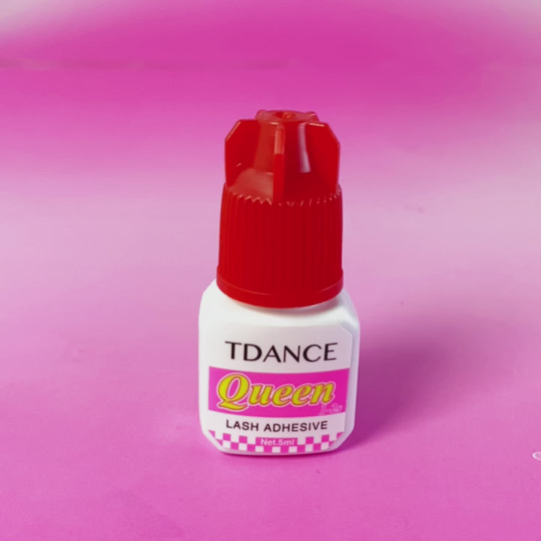 1 à 2 secondes de la colle de reine des cils